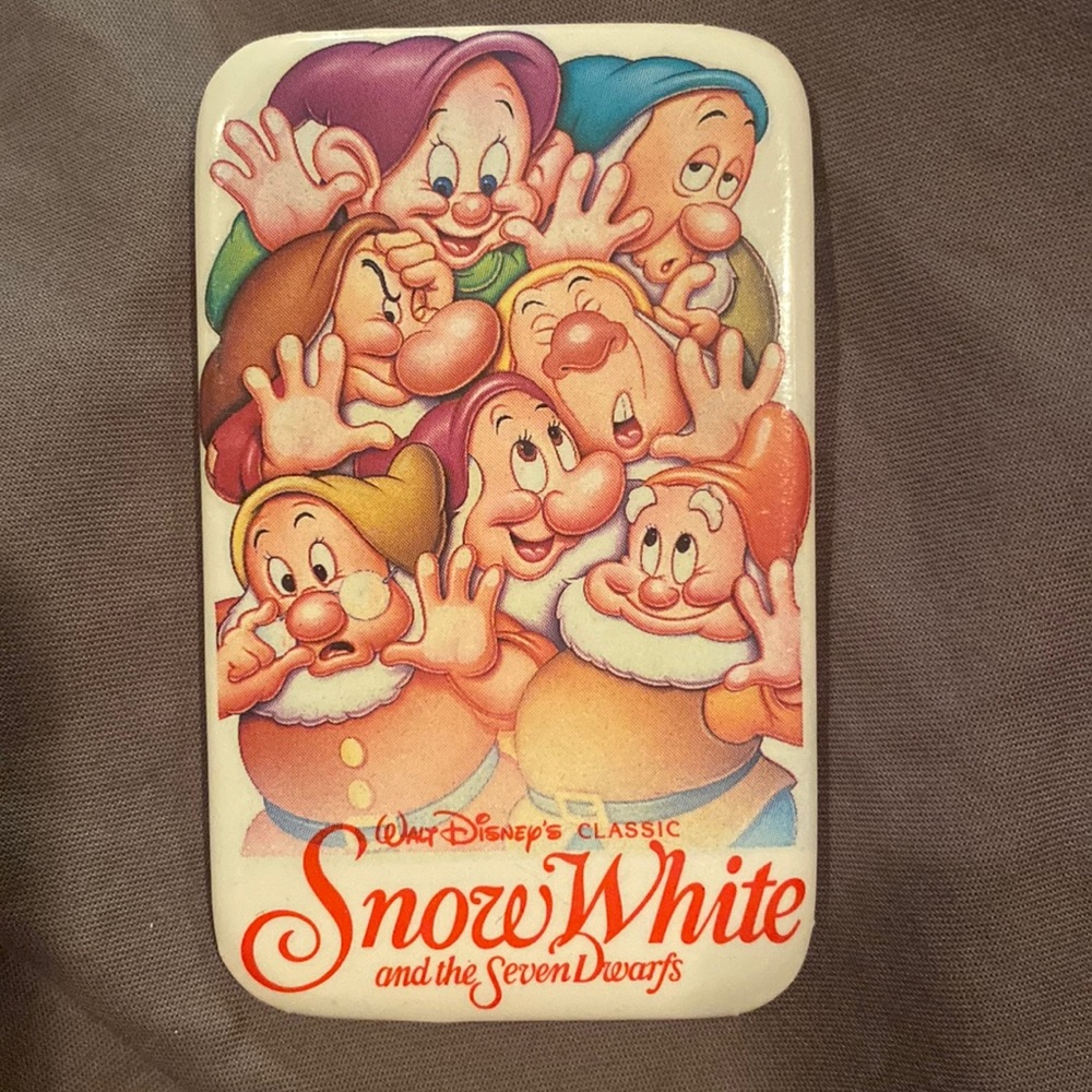 Vintage Disney Snow White and the Seven Dwarfs Promo Button: 90s Collectible